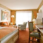 ホテル Superior Tirolerhof - Zell Am ツェル アム ゼー