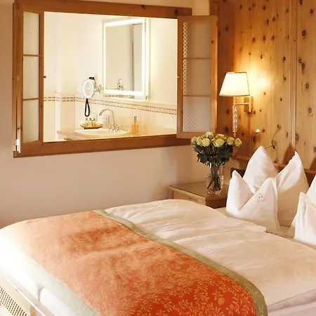 Hotel Superior Tirolerhof - Zell Am