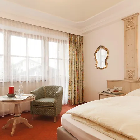 سوبيريور تيروليرهوف - فندق 4*