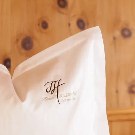 سوبيريور تيروليرهوف - زيل أم سي