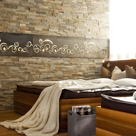 Superior Tirolerhof - Zell Am 4* 젤암제