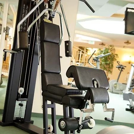 سوبيريور تيروليرهوف - زيل أم سي