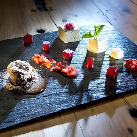 Hotel Superior Tirolerhof - Zell Am