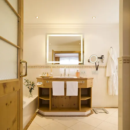 Hotel Superior Tirolerhof - Zell Am Zell am See